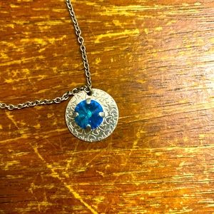 Sabika single stone necklace